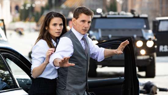 Hayley Atwell és Tom Cruise - Mission - Impossible: Leszámolás - Első rész (2023)
