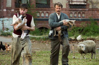 Férfiak és csirkék (2015)