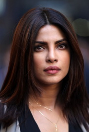 Priyanka Chopra Jonas - Színésznő | Producer | Énekesnő