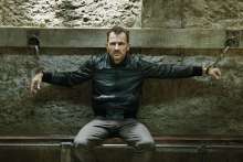 Albert Dupontel - 9 hónap letöltendő (2013) (3359)