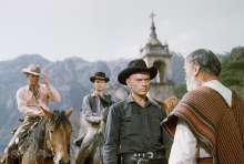 Steve McQueen, Yul Brynner, Horst Buchholz és Vladimir Sokoloff - A hét mesterlövész (1960) (2433)