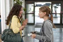 Natalie Portman és Olivia Thirlby - Csak szexre kellesz (2011)