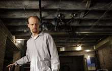 Adam David Thompson - Sírok között (2014)