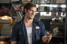 Alex Pettyfer - Végtelen szerelem (2014)